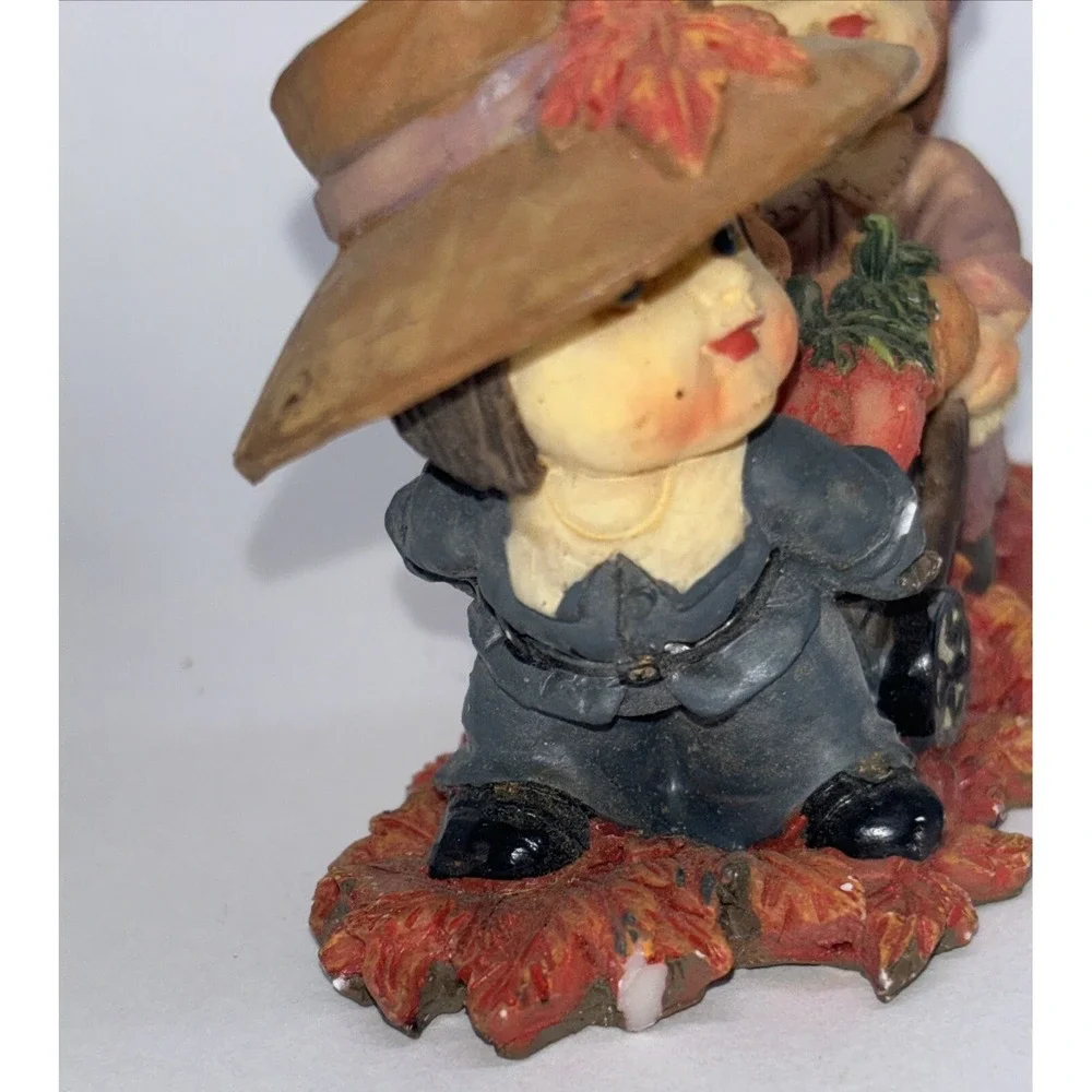 Thanksgiving Fall Little Pilgrims With Pumpkins Resin Figurine 3